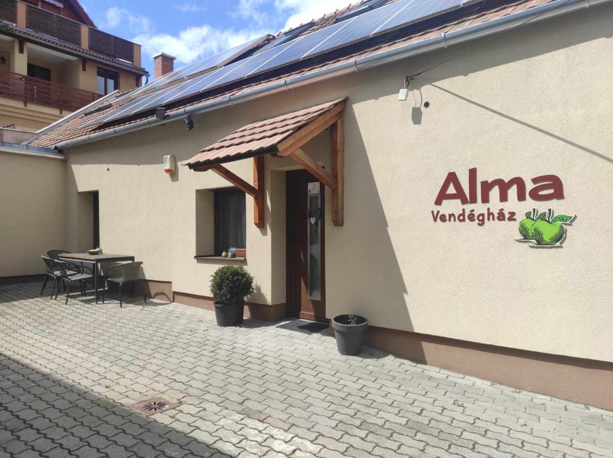 Hotel Alma Vendeghaz Veszprém Exterior foto